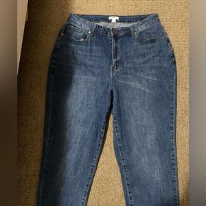 Forever 21 boyfriend style jeans